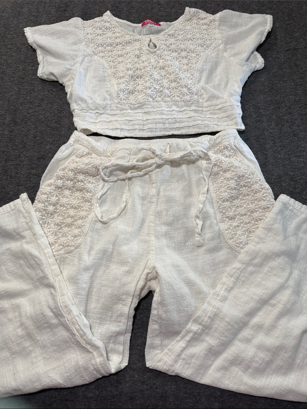 White Embroidered Wide-Leg Pants‎ by